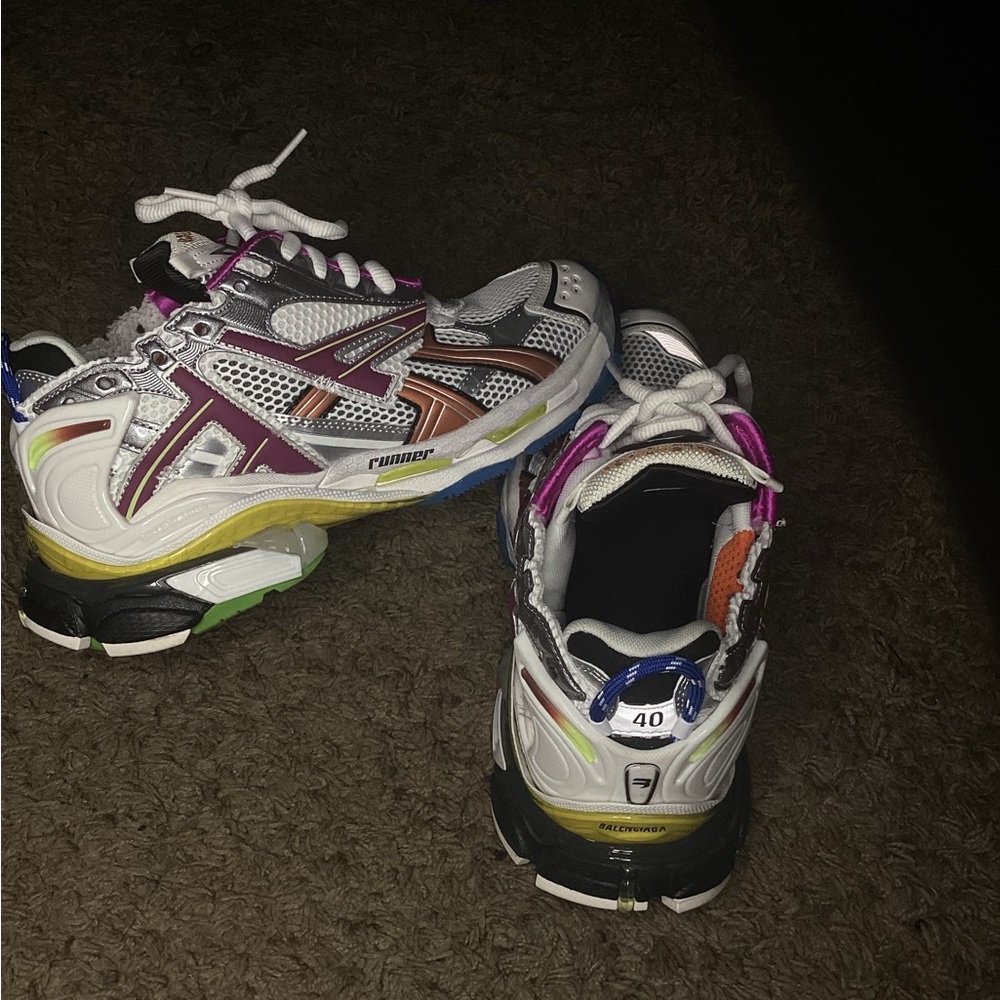 Brand new never worn 
Price is negotiable